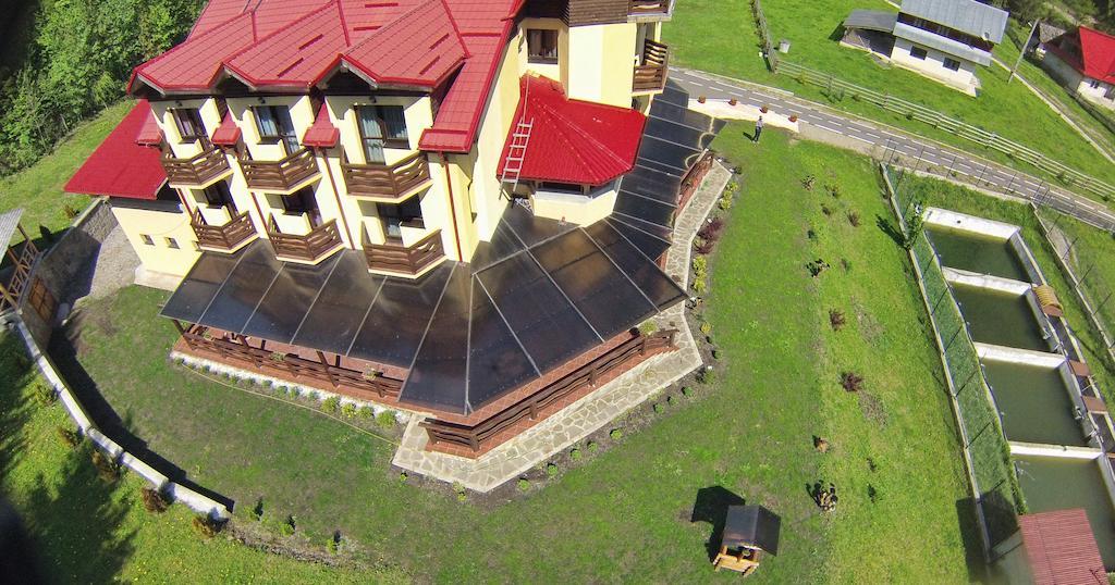 Pensiunea Geona Poiana Teiului Dış mekan fotoğraf